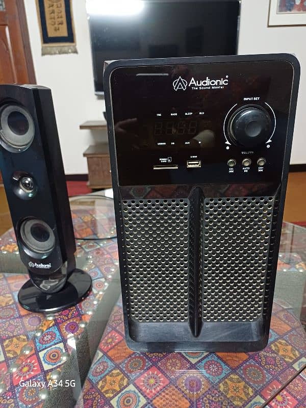 Audionic 2.1 Bluetooth Speakers Excellent Condition 7