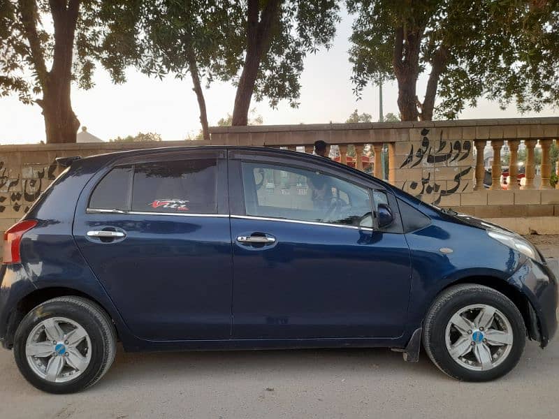 Toyota Vitz 2012 5