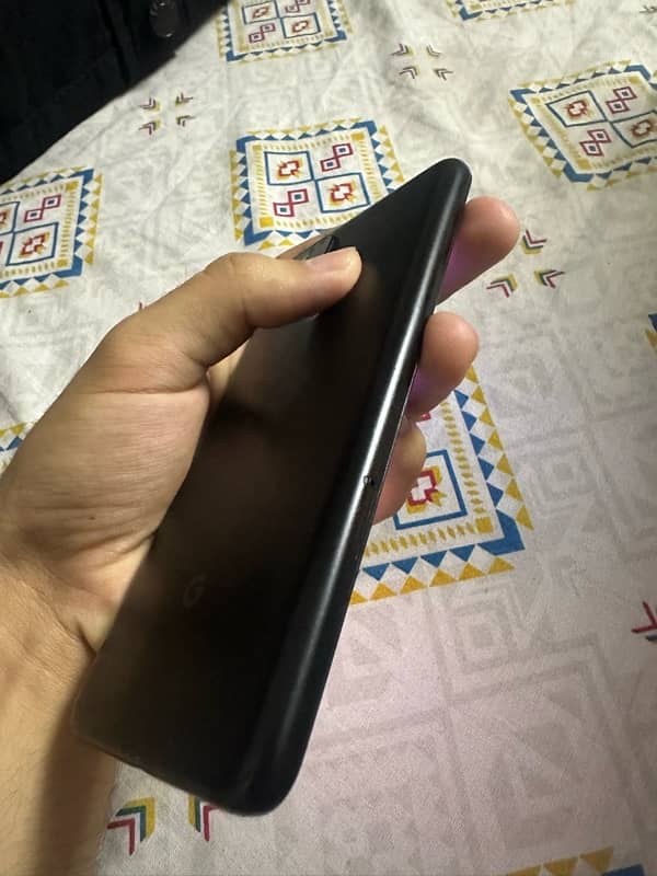 Google Pixel 4a 5g 4