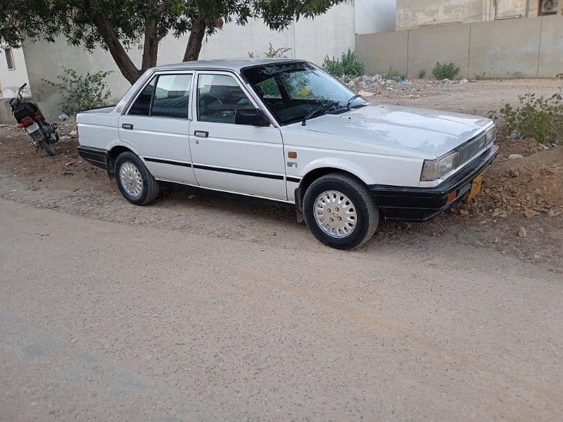 Nissan Sunny B-12 1986 2