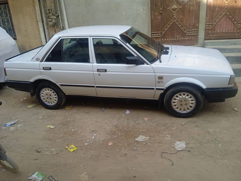 Nissan Sunny B-12 1986 13