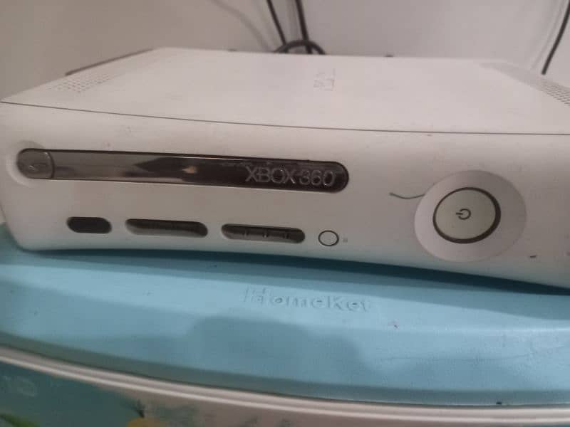 Xbox 360 (read description) 2