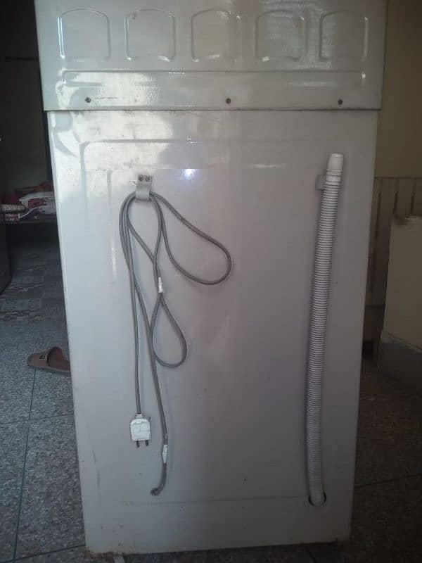 urgent sale washing machine 4