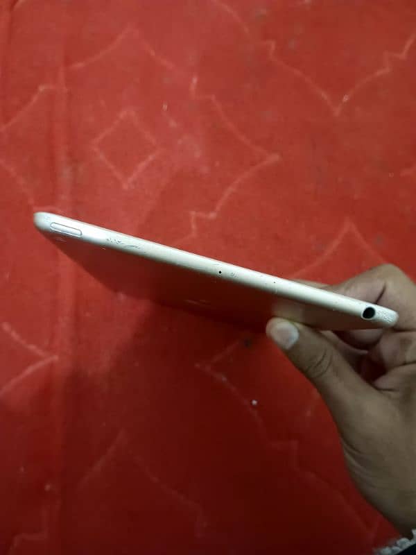 ipad mini 5 with box only 64gb 3