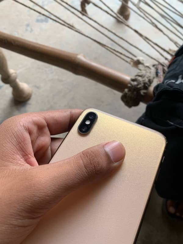 iphone XS Max 64gb 7