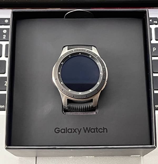 Samsung Galaxy Watch (SM-R800) 1