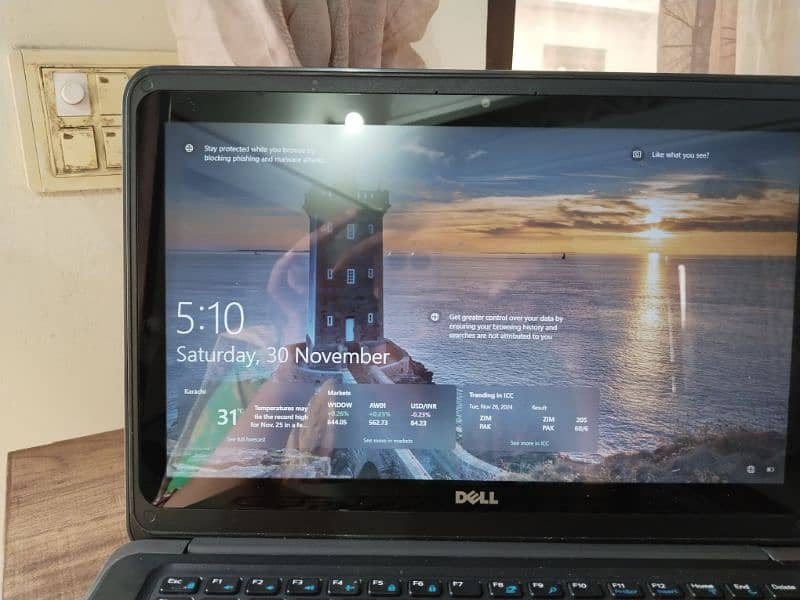 Dell latitude 3380 i5 7th generation 0