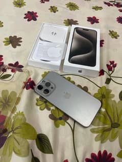 iphone 15 pro max 256gb 8months warranty 10/10 Natural Titanium FU HK