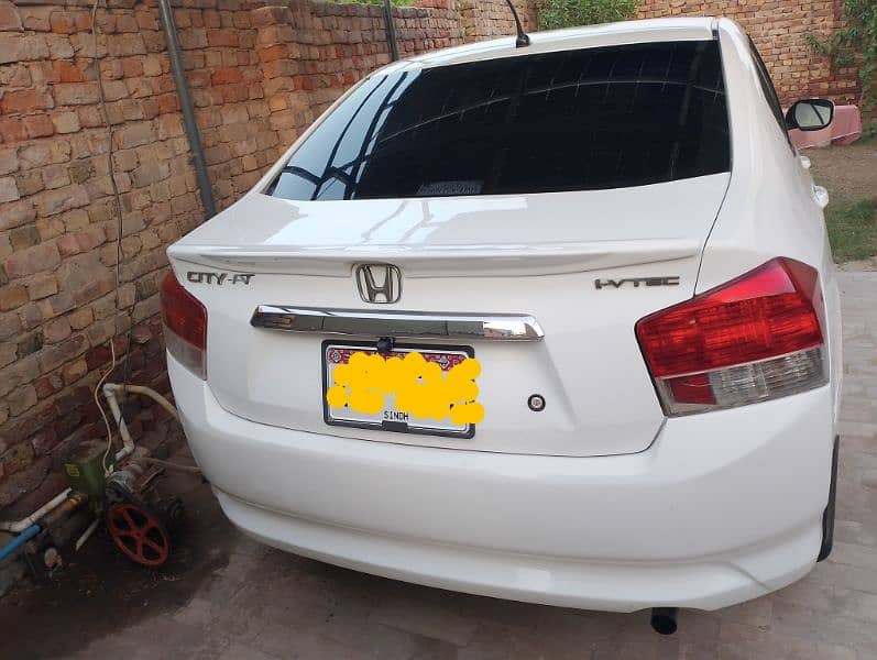 Honda City Aspire 2010 4