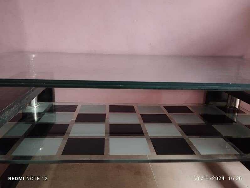 centre table good quality glass 0