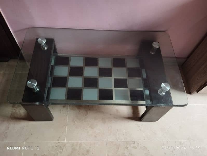 centre table good quality glass 2