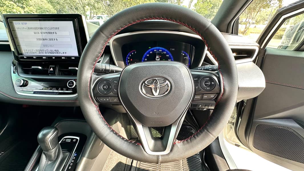 Toyota Corolla Sport Hybrid - 2019 12