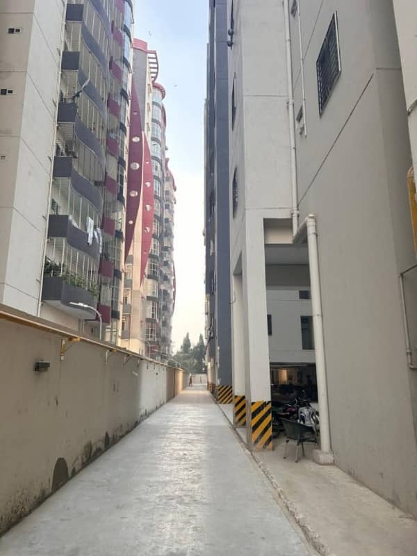 Daniyal Tower Flat For Rent , Scheme 33. 2