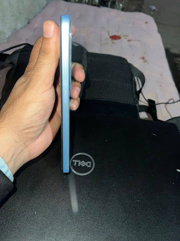 Oppo A60 0