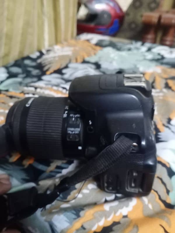 Canon 700 d dslr and wireless mic 6