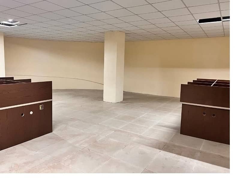 Investment Corridor And Builders Proudly Offer Area 1200 Square Feet Corporate Office Available For Rent In Main Boulevard Road Gulberg 3 Lahore 3