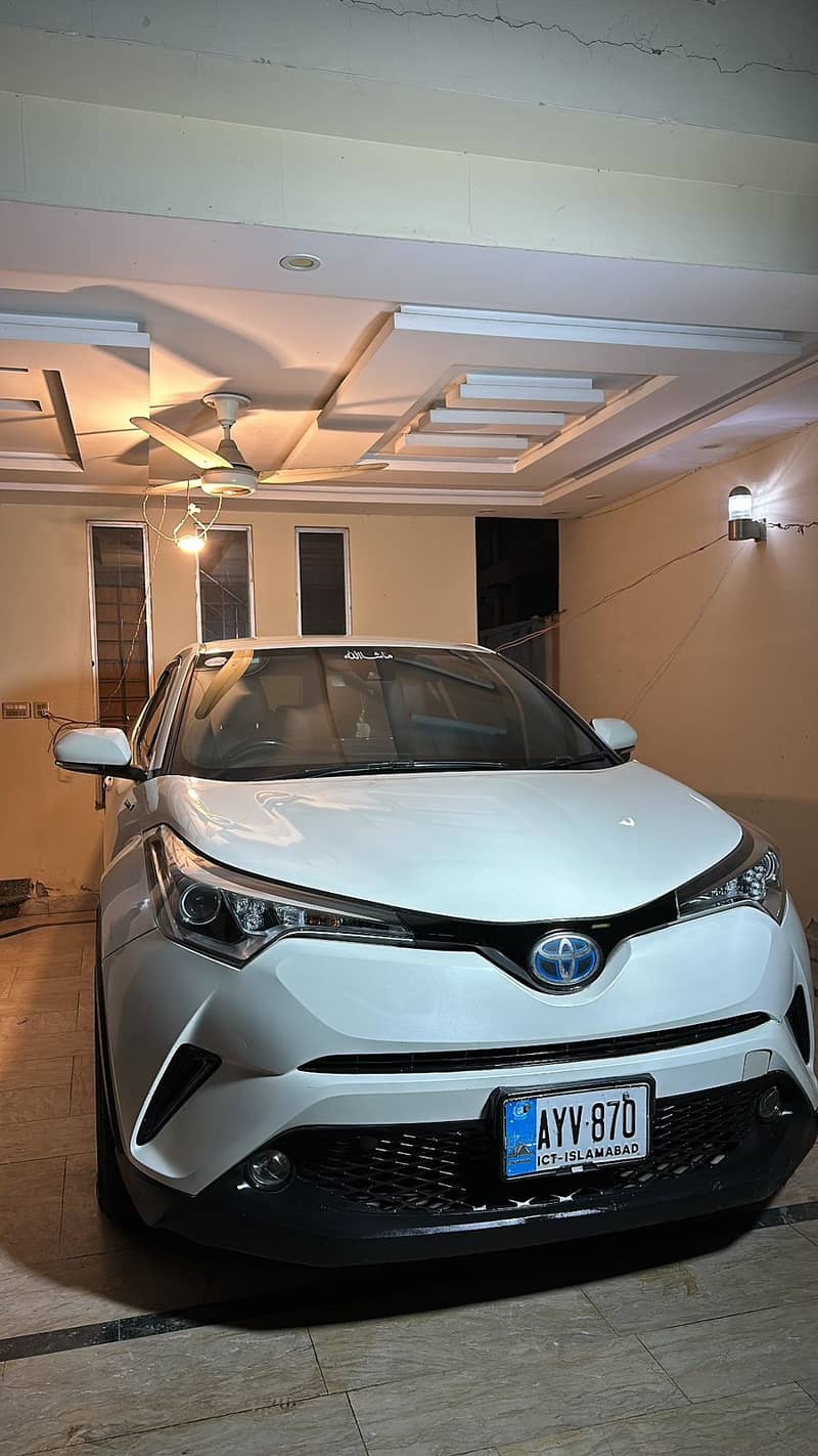 Toyota C-HR G 2017 0