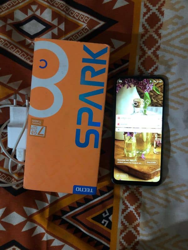 Tecno spark 8c 7