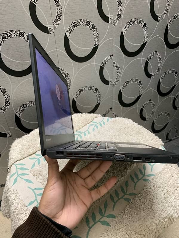 Laptop Available For Sale 3