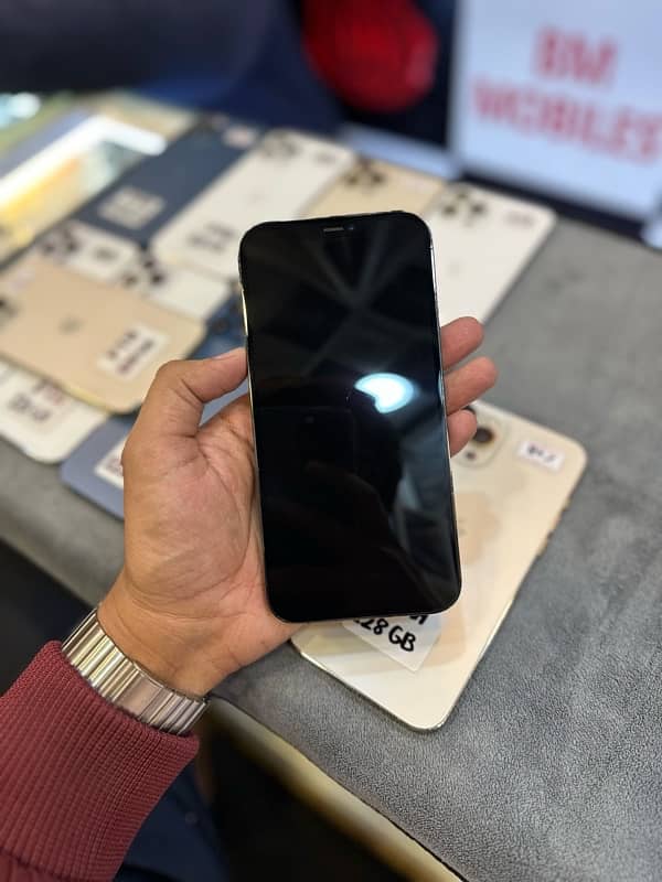 Iphone 12 Pro Max 128 GB PTA 10/10 BH 80% to 100% 3