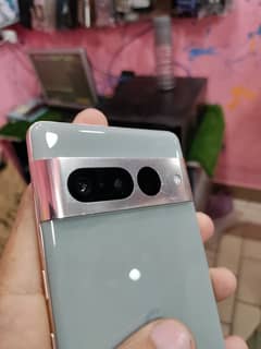 google pixal 7pro non PTA 10/9 condition 8 /128