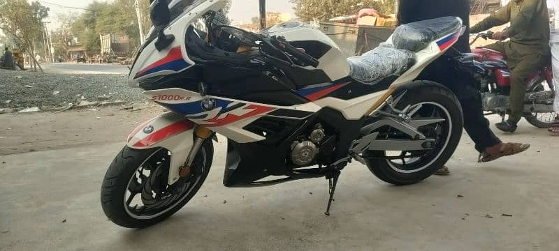 BMW s1000rr replica 400cc dual cylinder 8