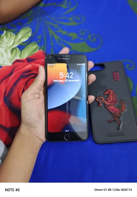 iphone 7plus 128gb 10/10 condition non pta 4