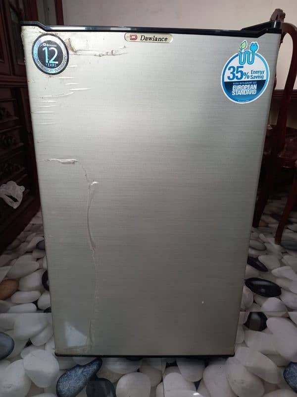 Mini freezer for urgent sale 1