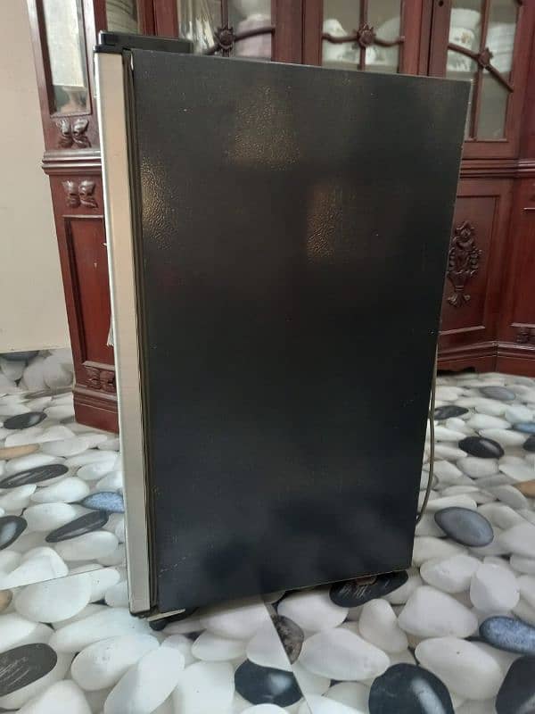 Mini freezer for urgent sale 19