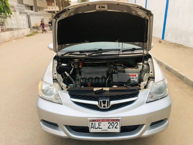 Honda city 2006 /7 Own engine mint condition 4