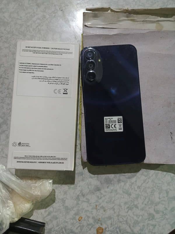 samsung a15 8gb+256gb 4