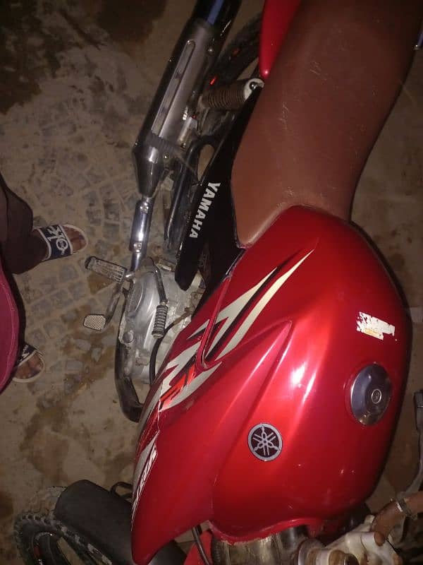 selling yamaha ybr 125g 8