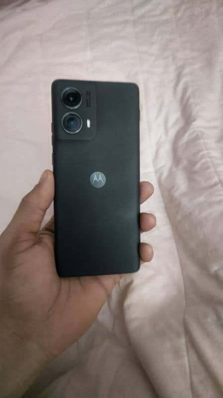 moto edge 2024. . 8+4gb 256 snapdragon 7s g2 chip 1