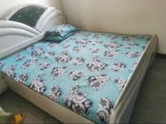 King Size Bed with 2 Side tables pure woodeen