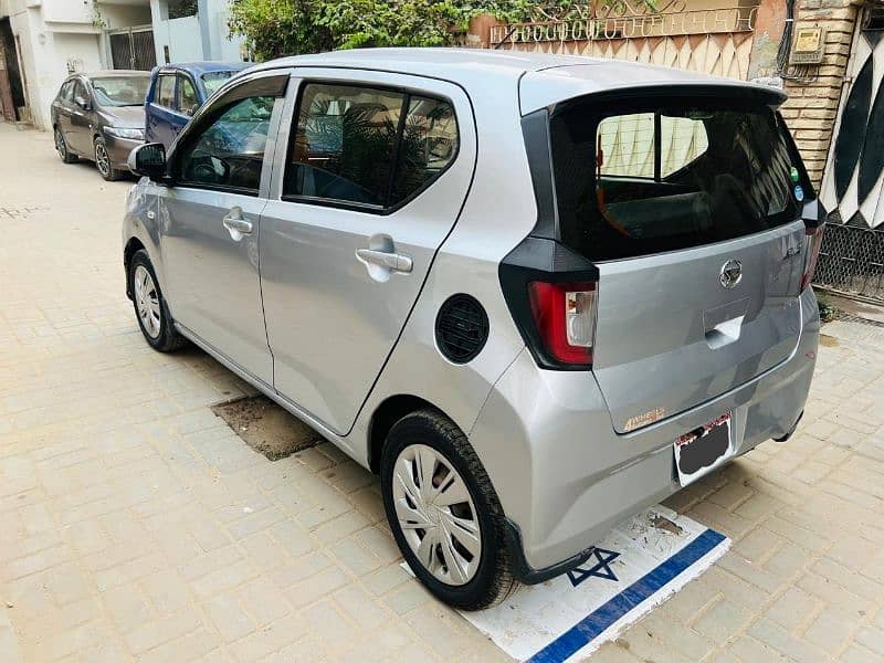 Daihatsu Mira 2018 9