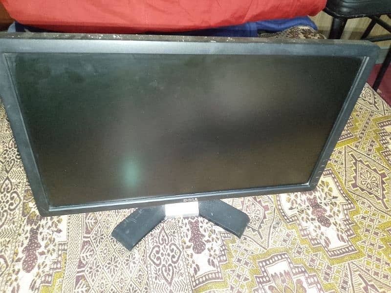 lenovo core i4 hai 4ram 22 inch moniter dell ka 4