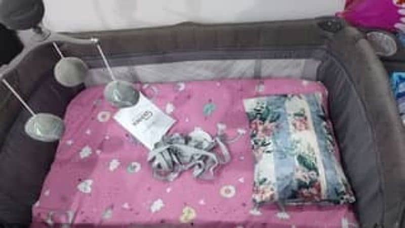 Tinnies Playpen for sale | baby cot | carry cot 4