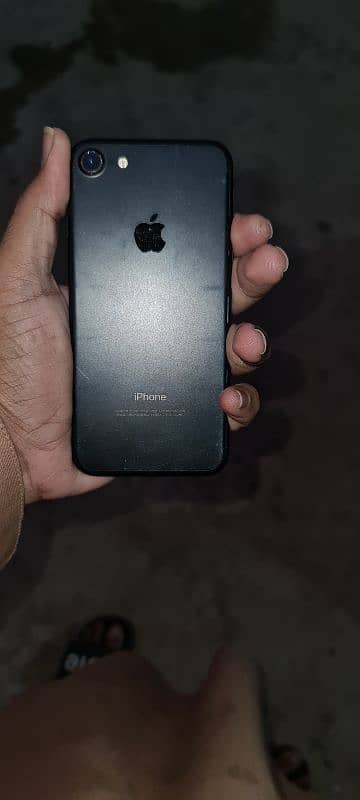 I phone 7 black colour 32GB Non pta bypass 6