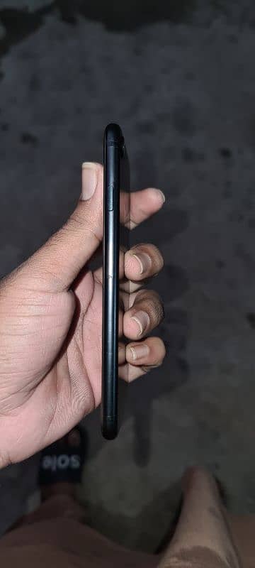 I phone 7 black colour 32GB Non pta bypass 12