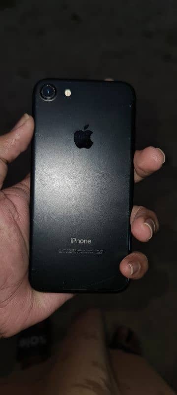 I phone 7 black colour 32GB Non pta bypass 13