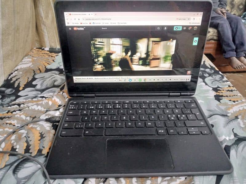 Lenovo Chromebook 300 5