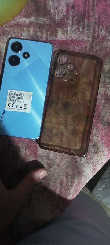 Infinix hot 30i 8:8 . . 128 8