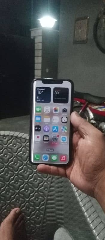 iPhone 11 pro 256GB ha 1