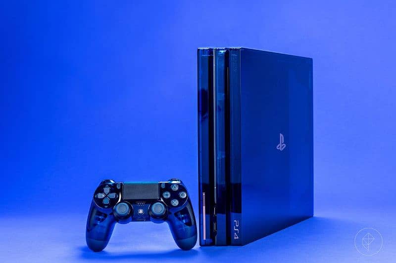 PS4 PRO LIMITED 500 MILLION BLUE TRANSLUCENT 1TB. 0