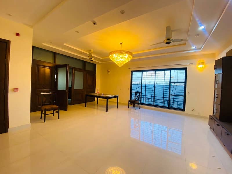 1 Kanal Well Maintained Owner Build Like New House Available For Rent In Dha Phase 8 Park View Direct Approach To Ring Road And Allama Iqbal Air Port 12