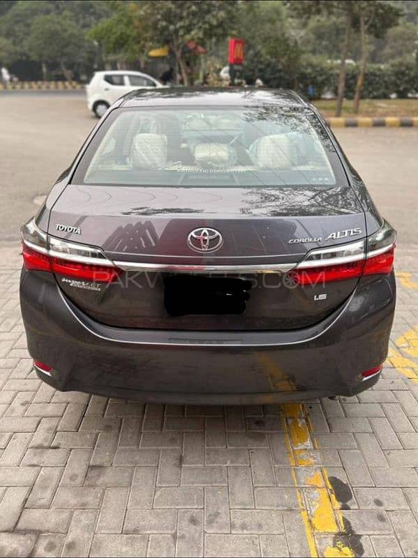 Toyota Corolla Altis 2019 3