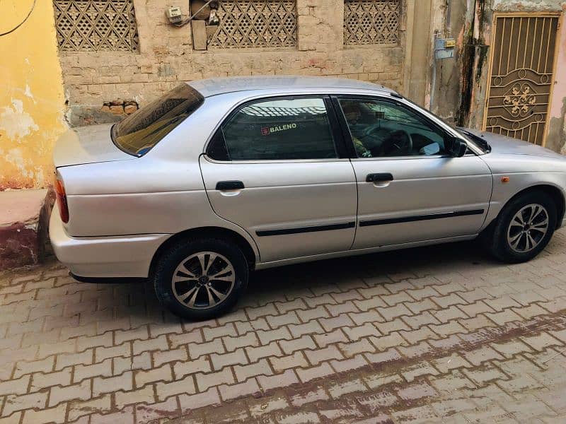 Suzuki Baleno 2003 4