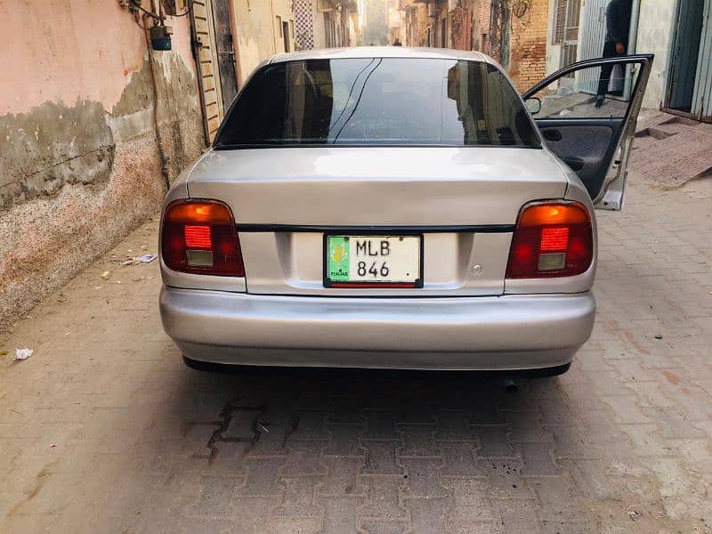 Suzuki Baleno 2003 18