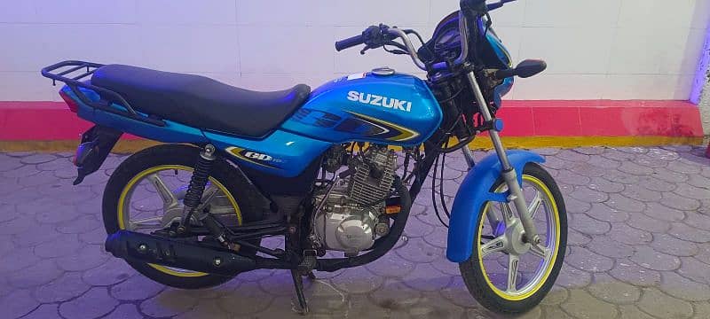 SUzuki gd 110 s 21/22 model first owner call 03166900271 4