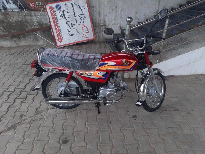 HONDA CD 70 For Sale 3